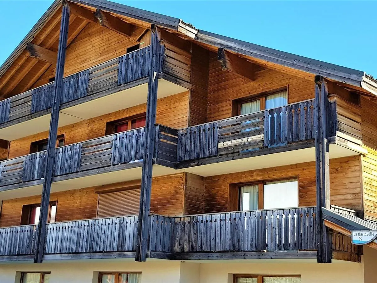 Studio Au Rez-De-Chaussee Avec Parking, Animaux Admis - Fr-1-504-581 Le Devoluy 0*,