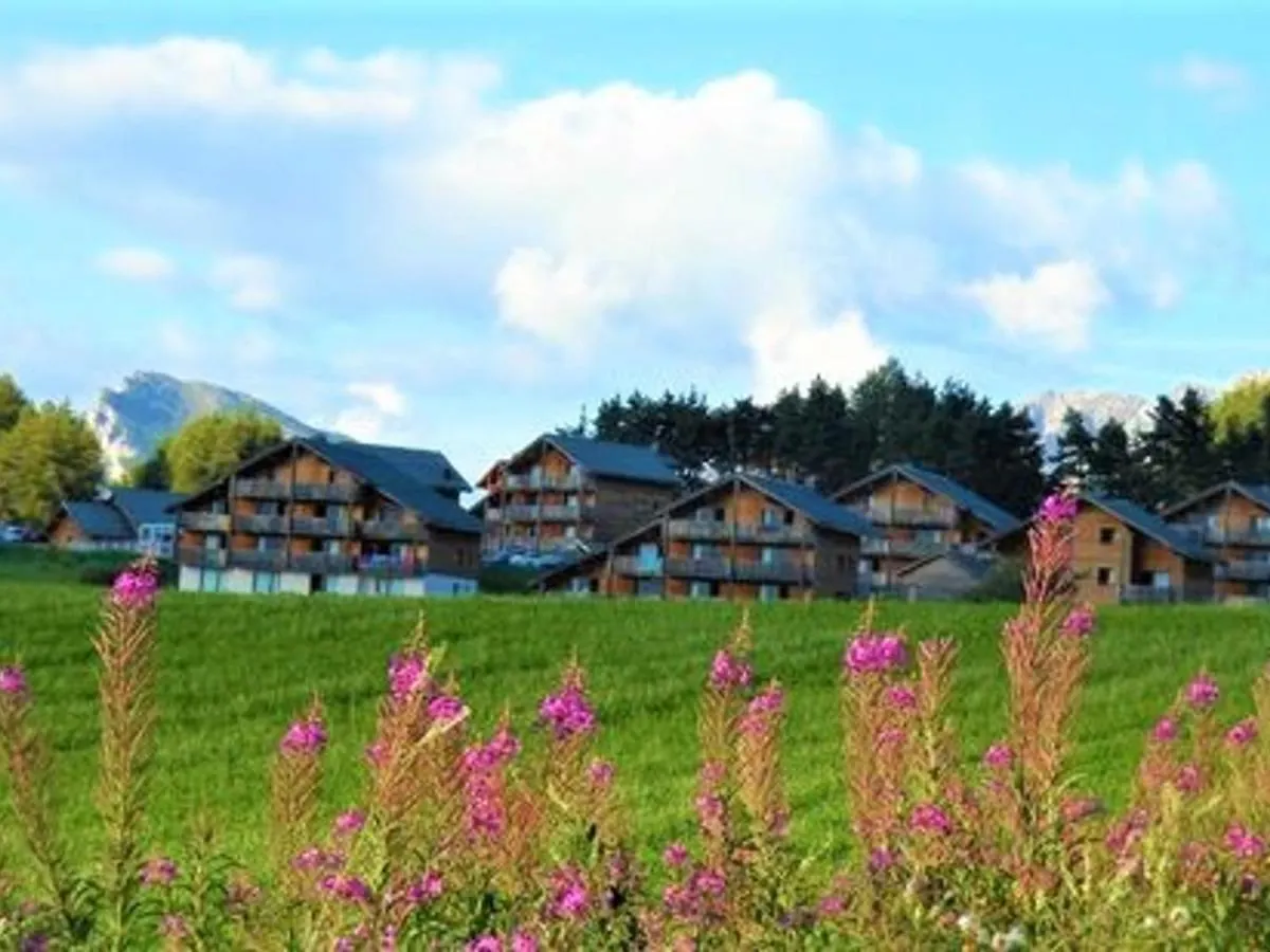 Studio Au Rez-De-Chaussee Avec Parking, Animaux Admis - Fr-1-504-581 Le Devoluy